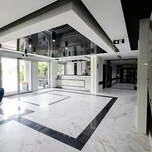 Kontrast Apartahotel